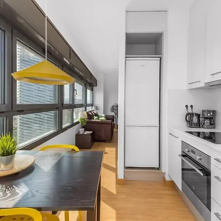 Lodging Fira-barcelona 2 Double Bedroom W Parking Lägenhet *